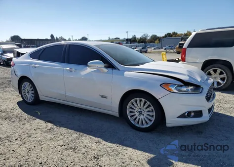2016 Ford Fusion Se Phev from USA, damaged, VIN 3FA6P0PU3GR166429